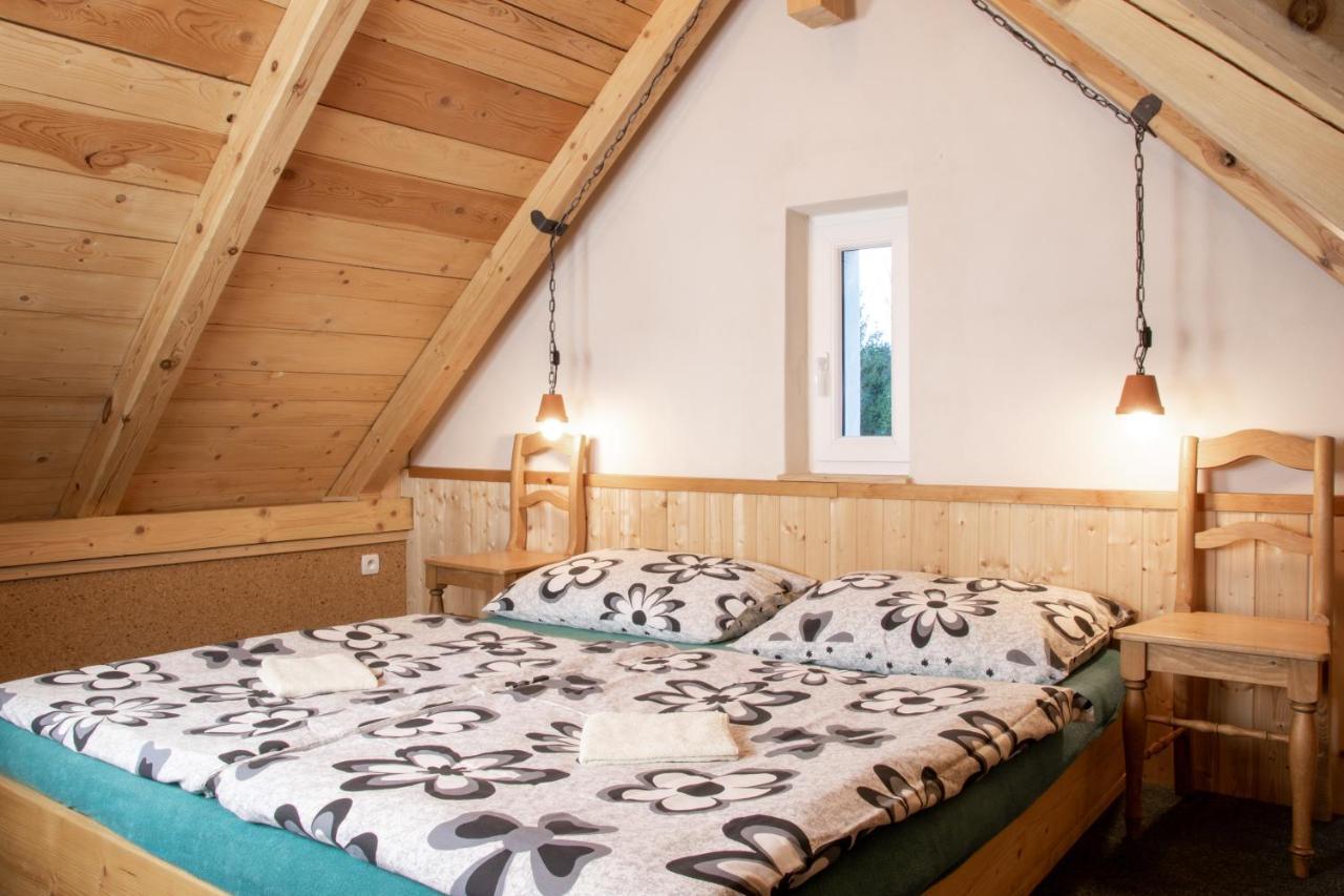 Penzion Medvidek Tanvald Exteriör bild