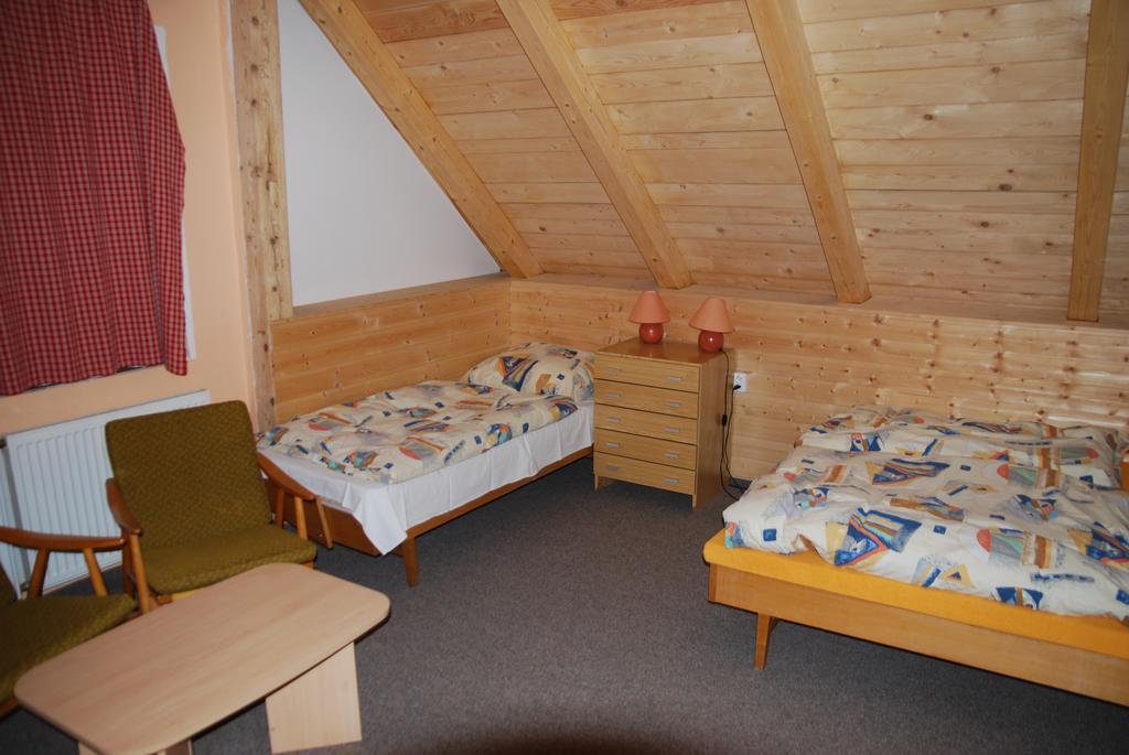 Penzion Medvidek Tanvald Rum bild