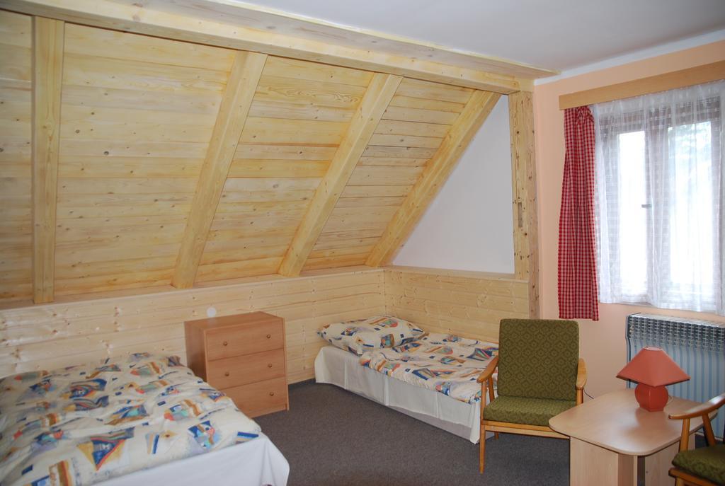 Penzion Medvidek Tanvald Rum bild